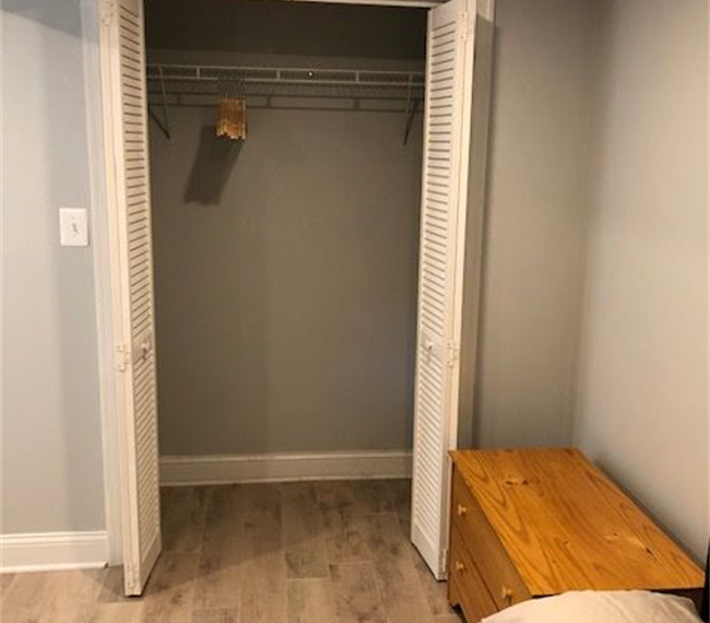 Shaw Neighborhood  Apartment - Centrally Located - Photo 6