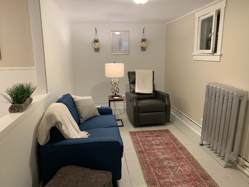 Vermont Cozy 1-bd, Apt 3 - Photo 2