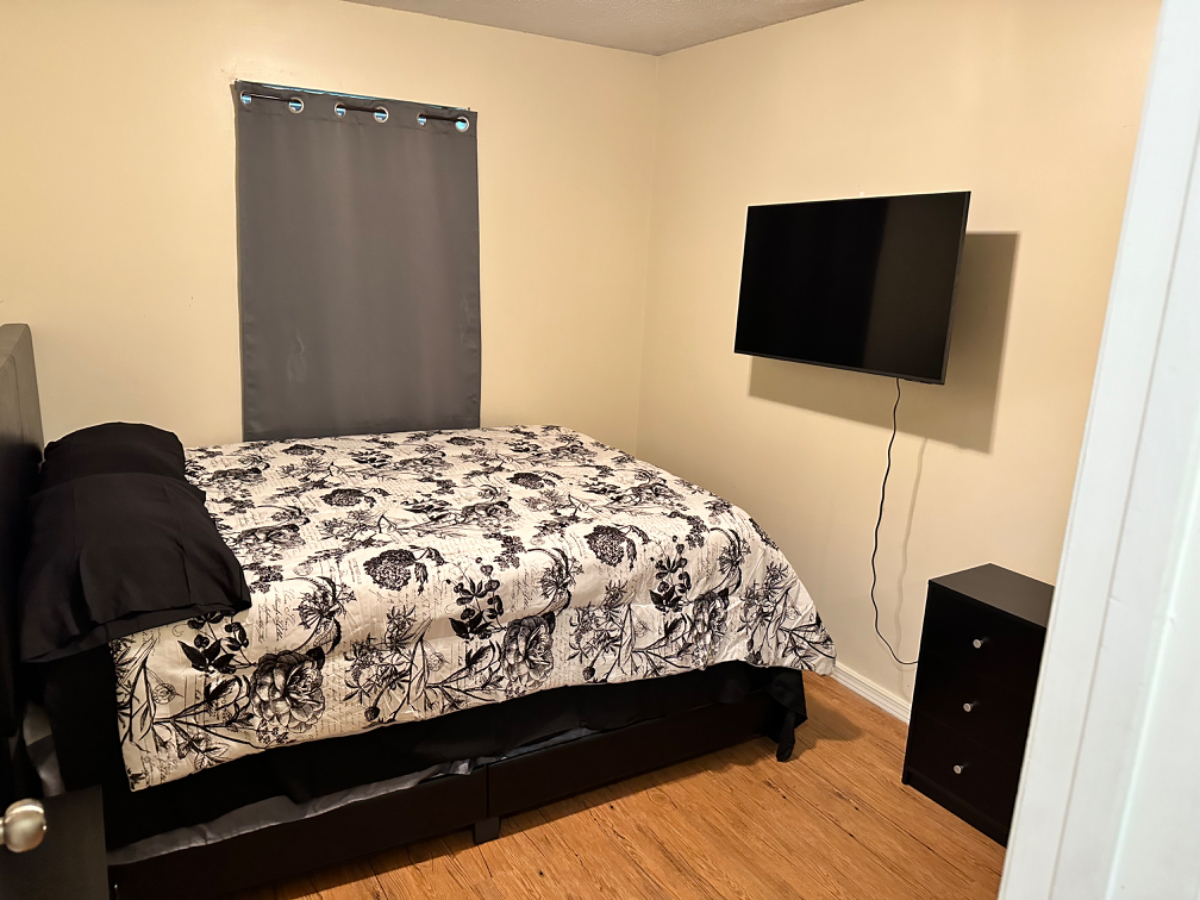 Second bedroom