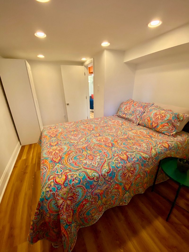 Your Cozy and Quiet Oasis in the City - Photo 9