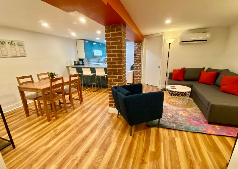 Your Cozy and Quiet Oasis in the City - Photo 2