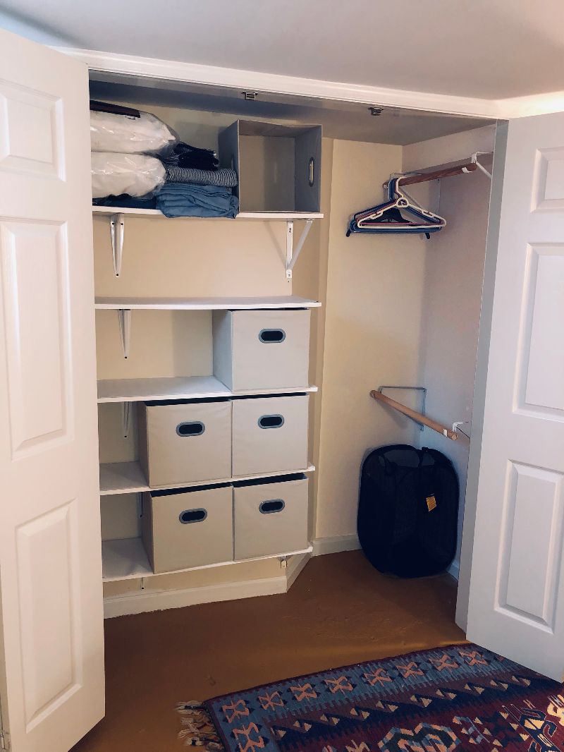 Cozy, Comfortable, and Conveniently Located 1 Bedroom English Basement - Photo 8