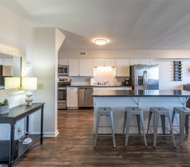 Gorgeous View -Ideal Location -Affordable Cost