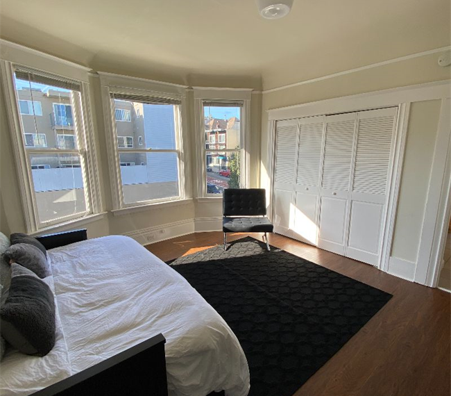 Brand new studio in cute, quiet neighborhood! - Photo 2