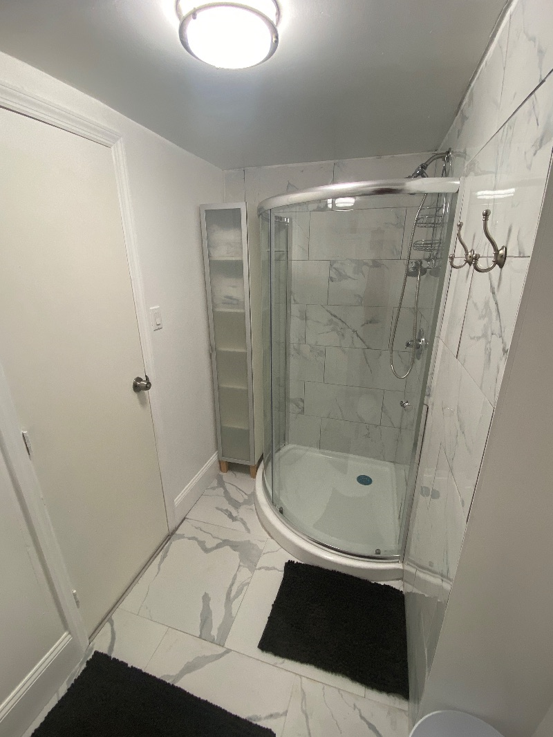 Ridgewood 2BR/1BTH in Brownstone - Photo 5