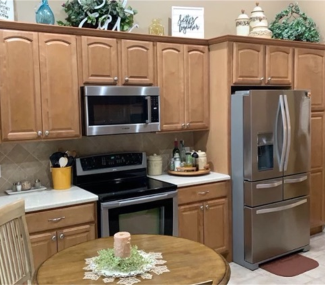 Cozy, quiet 3 bedroom home in Morningside Estates within 4 miles of both local hospitals. - Photo 6