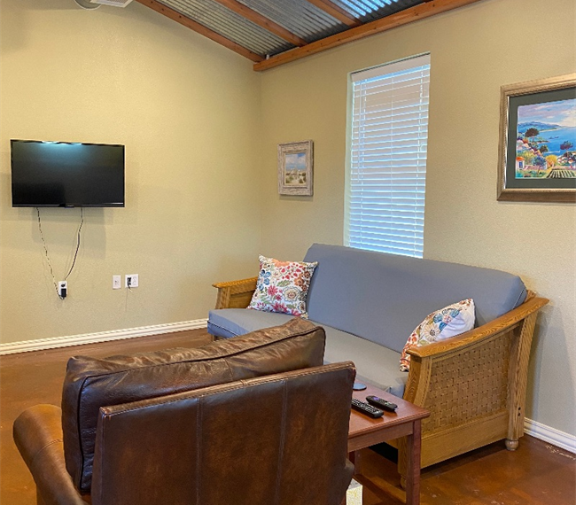 Private Country Backyard Guest House - Your Own Space, Quiet & Safe - Photo 3