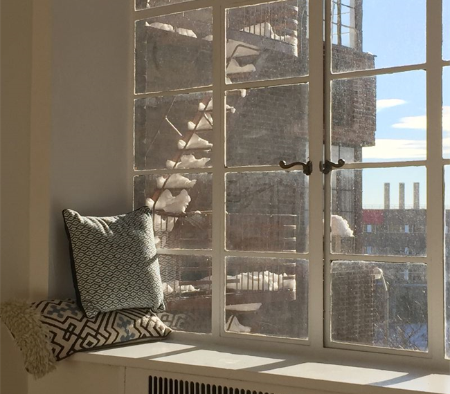 Spacious Sunny 1 Bedroom Steps from 1 Train - Photo 3