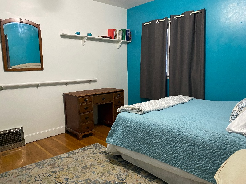 Quiet Room near hospital, downtown and parks - Photo 4