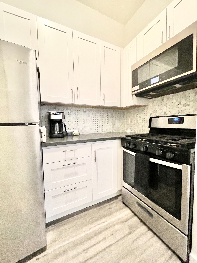 1Bed/1Bath - Photo 4
