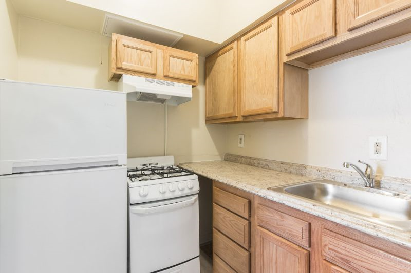 Private Apt in Safe Community Second Floor Rear