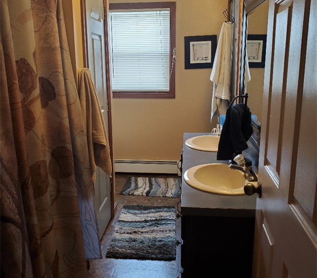 Pretty and Cozy House. Private, large attic bedroom AVAILABLE JUNE 1ST.  SEEKING 1 HOUSEMATE to shar - Photo 10