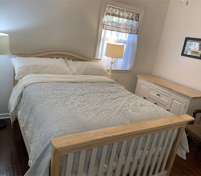 Immaculate Cozy Home Sleeps 1-4 - Photo 12