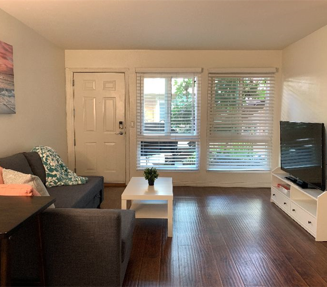 Great 1BR Condo near Ocean Beach - Photo 1