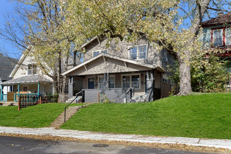 Windsor Wonder -3/4BD Near MassAve/Bottleworks - FENCED YARD 2248