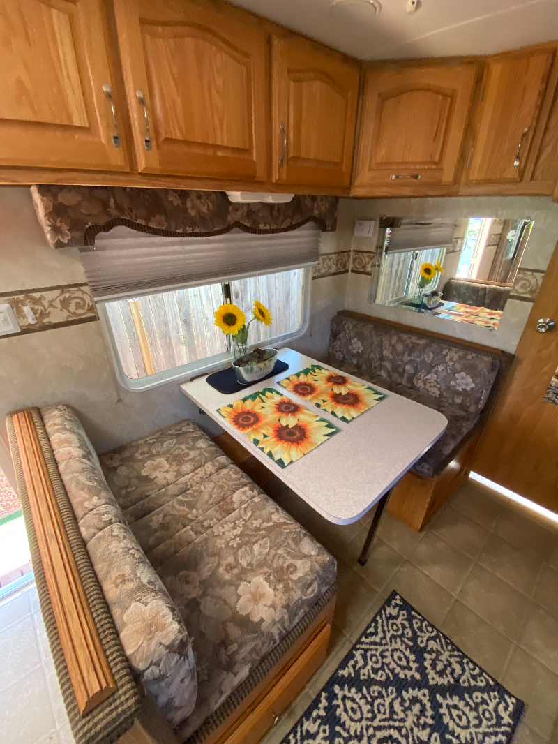 Pearl Wagon Private unit in gated yard. Sea Fox