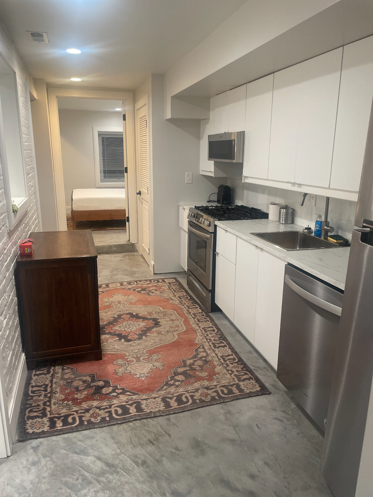 Modern 1BR W/D Union Market Union Station NOMA free parking Metro Access - Photo 8