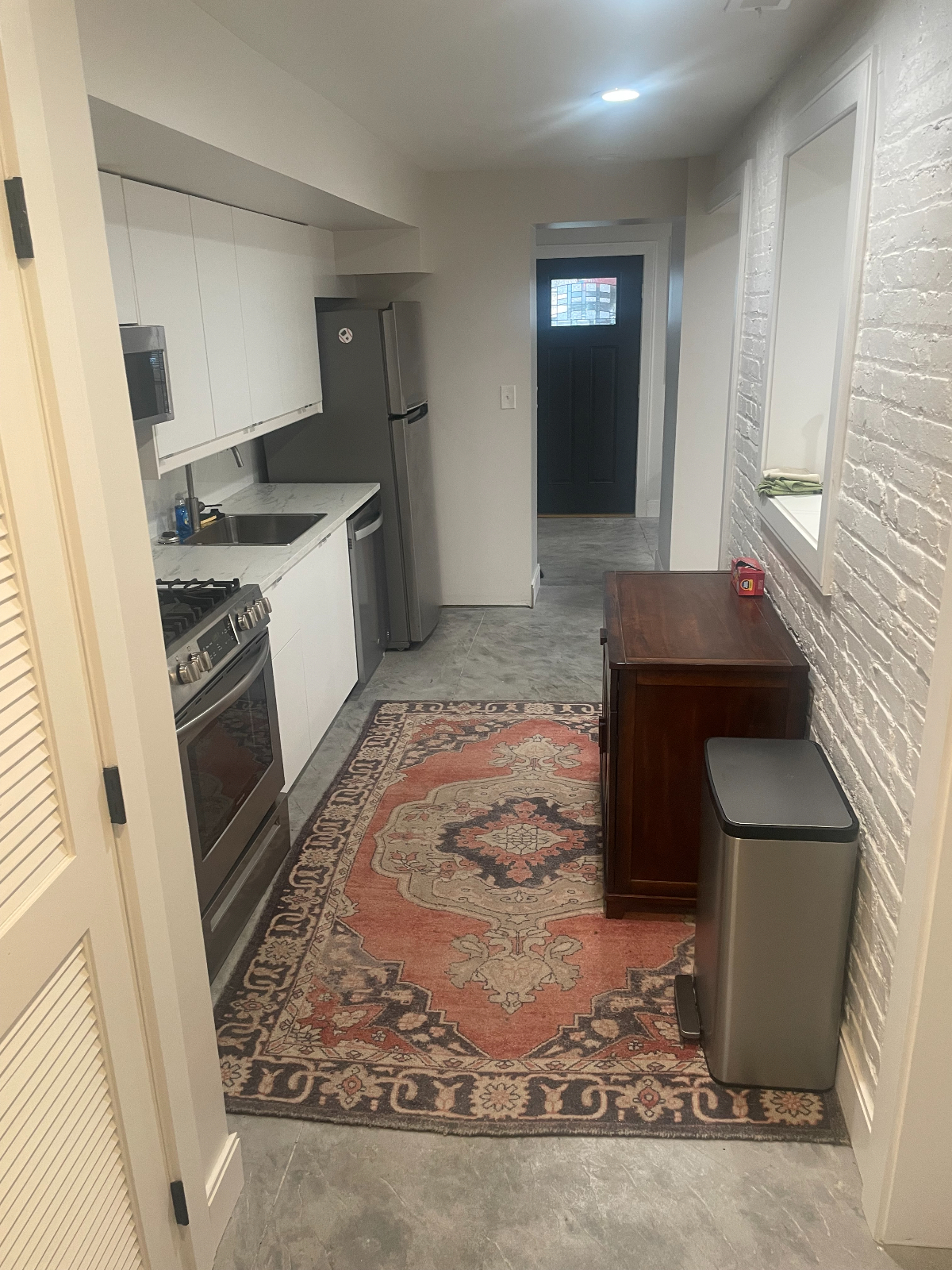 Modern 1BR W/D Union Market Union Station NOMA free parking Metro Access - Photo 11