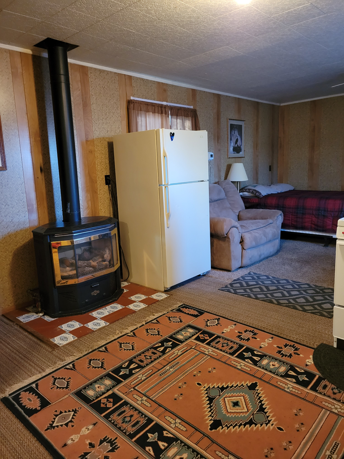 Studio Apartment - Photo 2