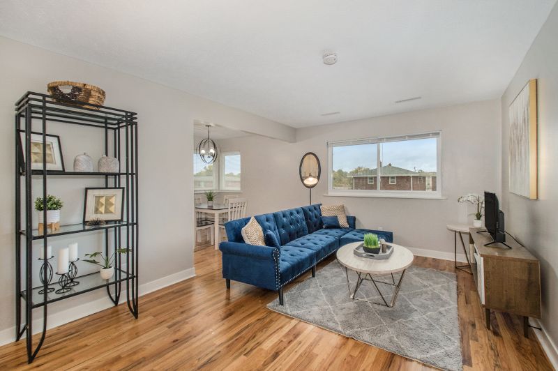 2 Bedroom Dundee Apartment- Top Floor