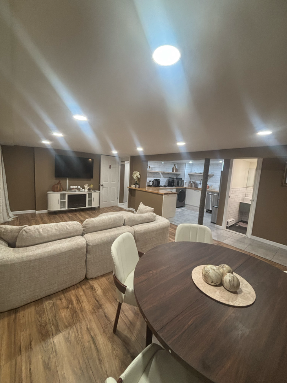 Fully Furnished Basement Apartment in Springfield Gardens, NY - Photo 4