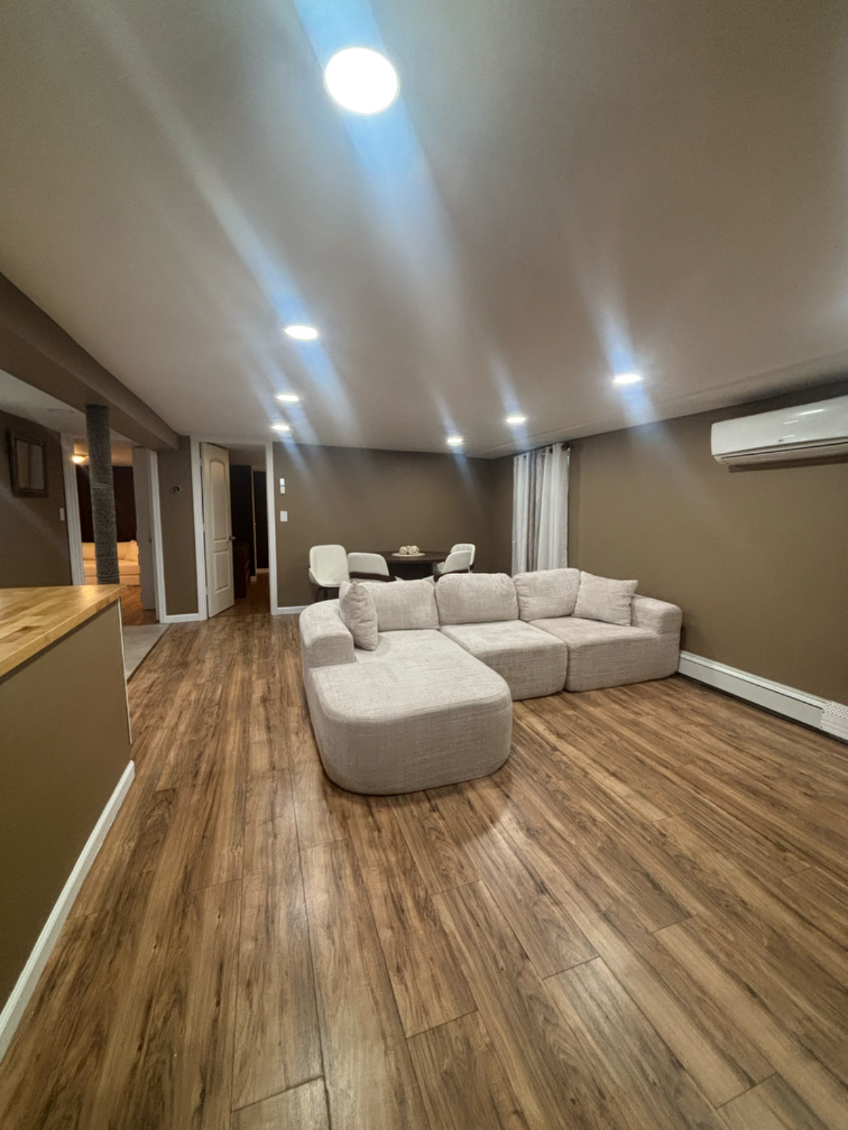 Fully Furnished Basement Apartment in Springfield Gardens, NY - Photo 7