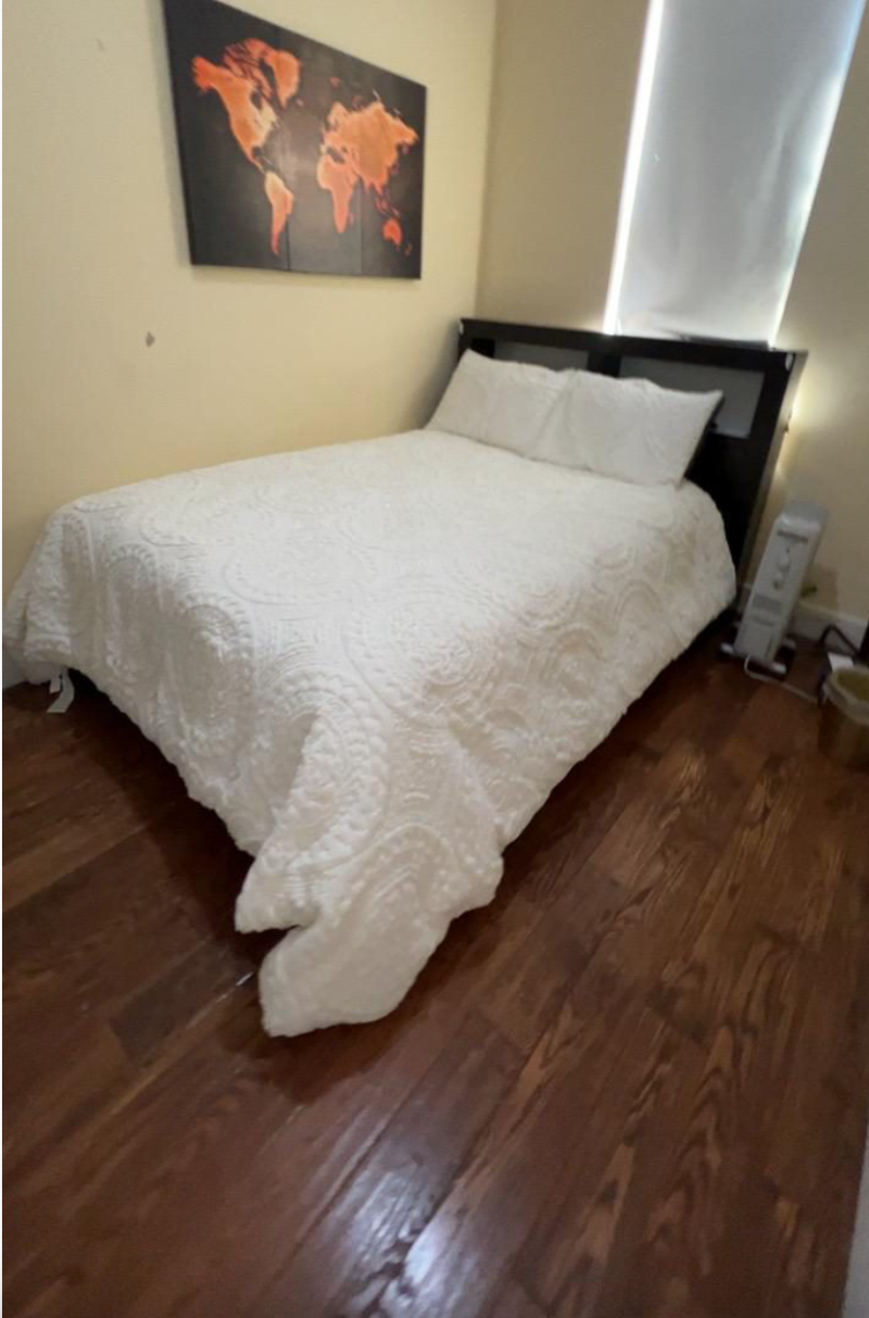 Private Bedroom Bathroom in NYC near Public Transportation, Free Street Parking - Photo 5
