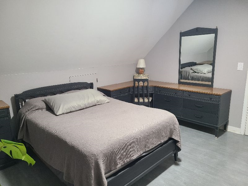 2nd Floor Apartment (private entrance/ 1br, full bath,kitchenette, lounge) - Photo 1