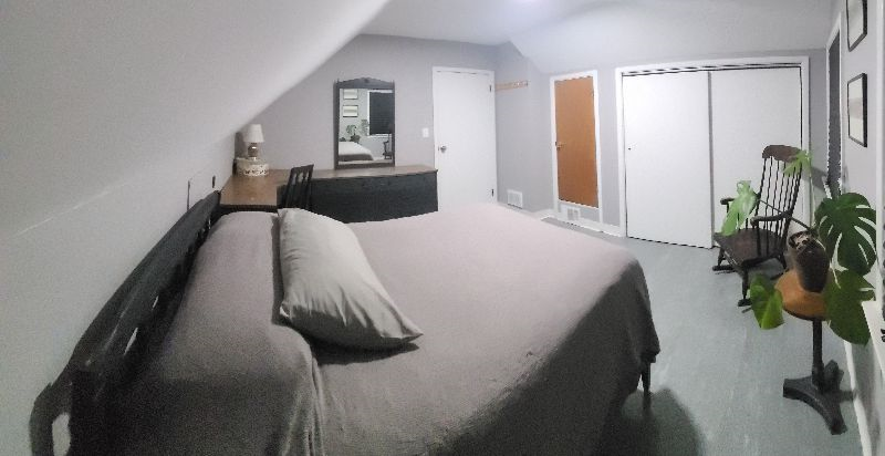 2nd Floor Apartment (private entrance/ 1br, full bath,kitchenette, lounge) - Photo 3