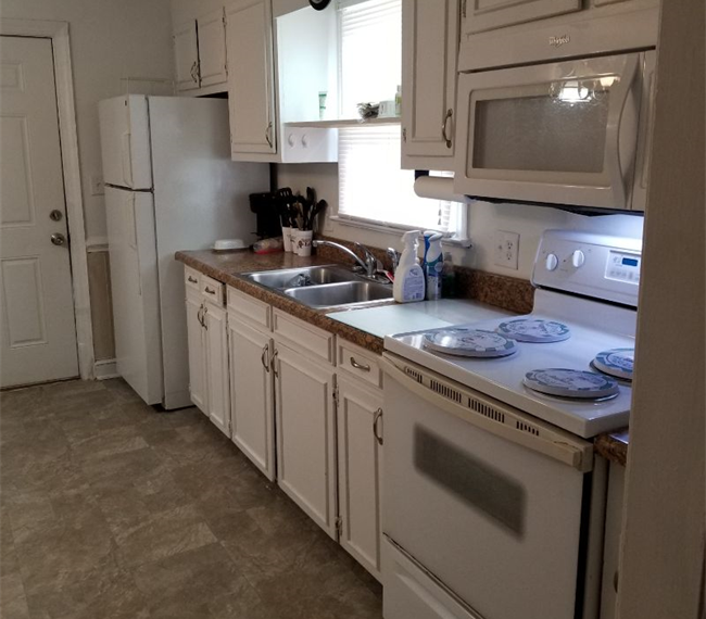 Cozy and spacious - 2 Bedroom 7A - Photo 2