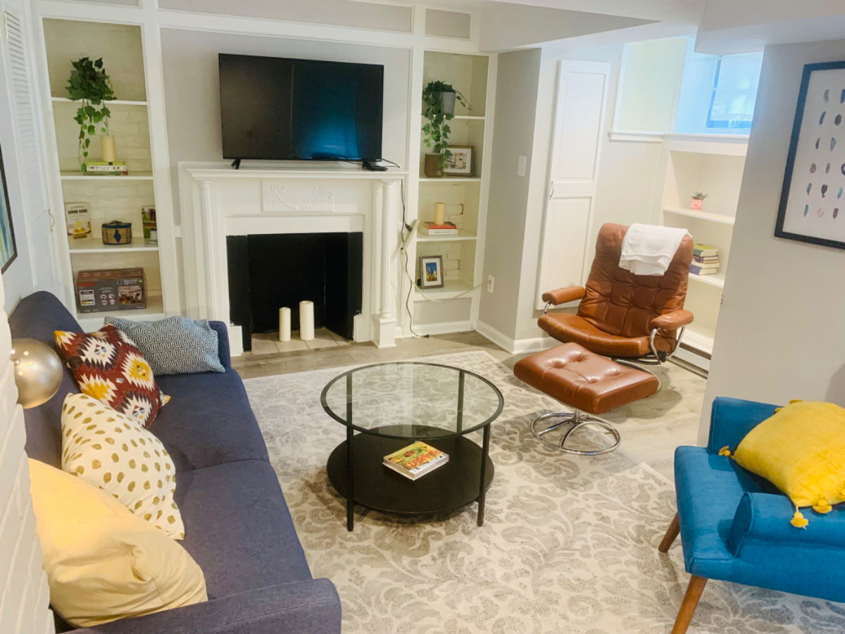 Spacious and stylish 1 bedroom plus den English basement in heart of Mt. Pleasant neighborhood - Photo 1