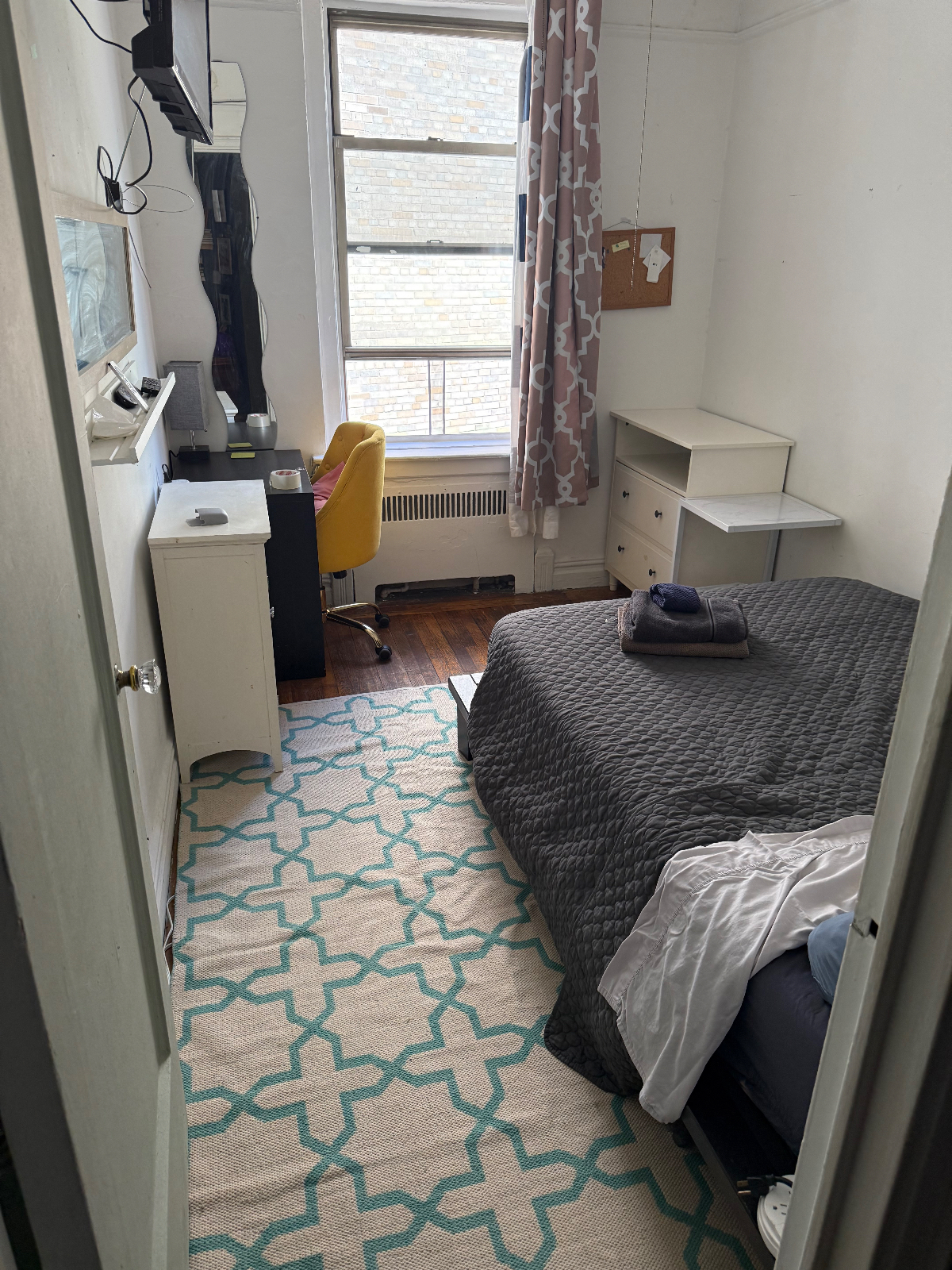 Great Space/ Private Room - Photo 1