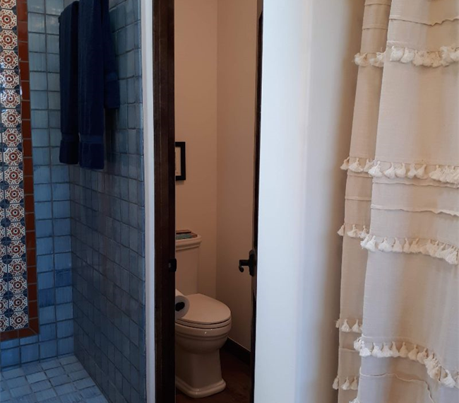 BEAUTIFUL PRIVATE STUDIO, PRIVATE ENTRANCE IN A QUIET AND SAFE NEIGHBORHOOD - Photo 10