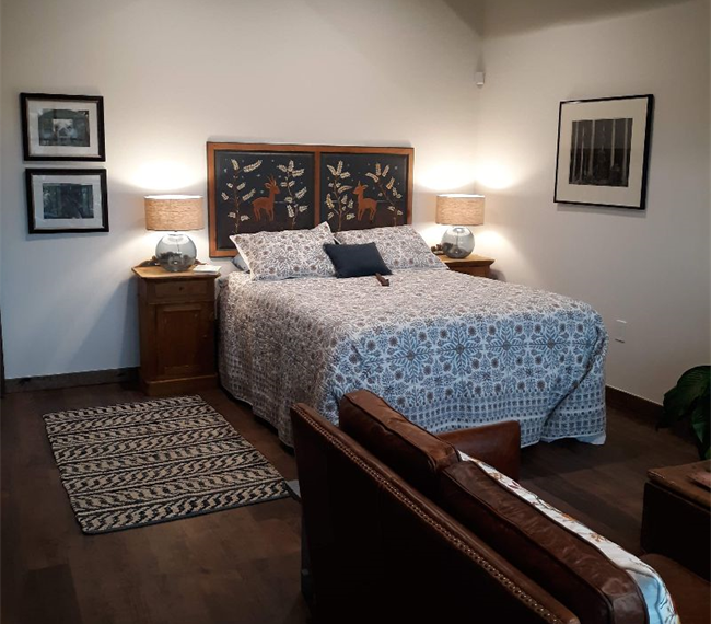 BEAUTIFUL PRIVATE STUDIO, PRIVATE ENTRANCE IN A QUIET AND SAFE NEIGHBORHOOD