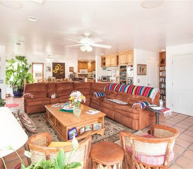 Bedrooms Available in Amazing Mission Bay Home - Just a short stroll to the beach - Photo 3