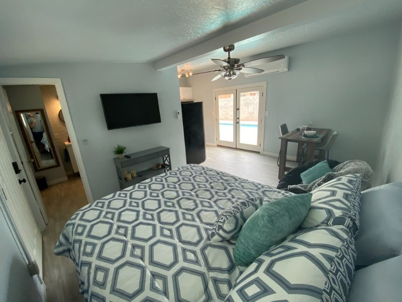 Studio Apt in Historic Garfield near Downtown...