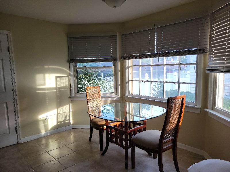 Near Hospital with washer/dryer