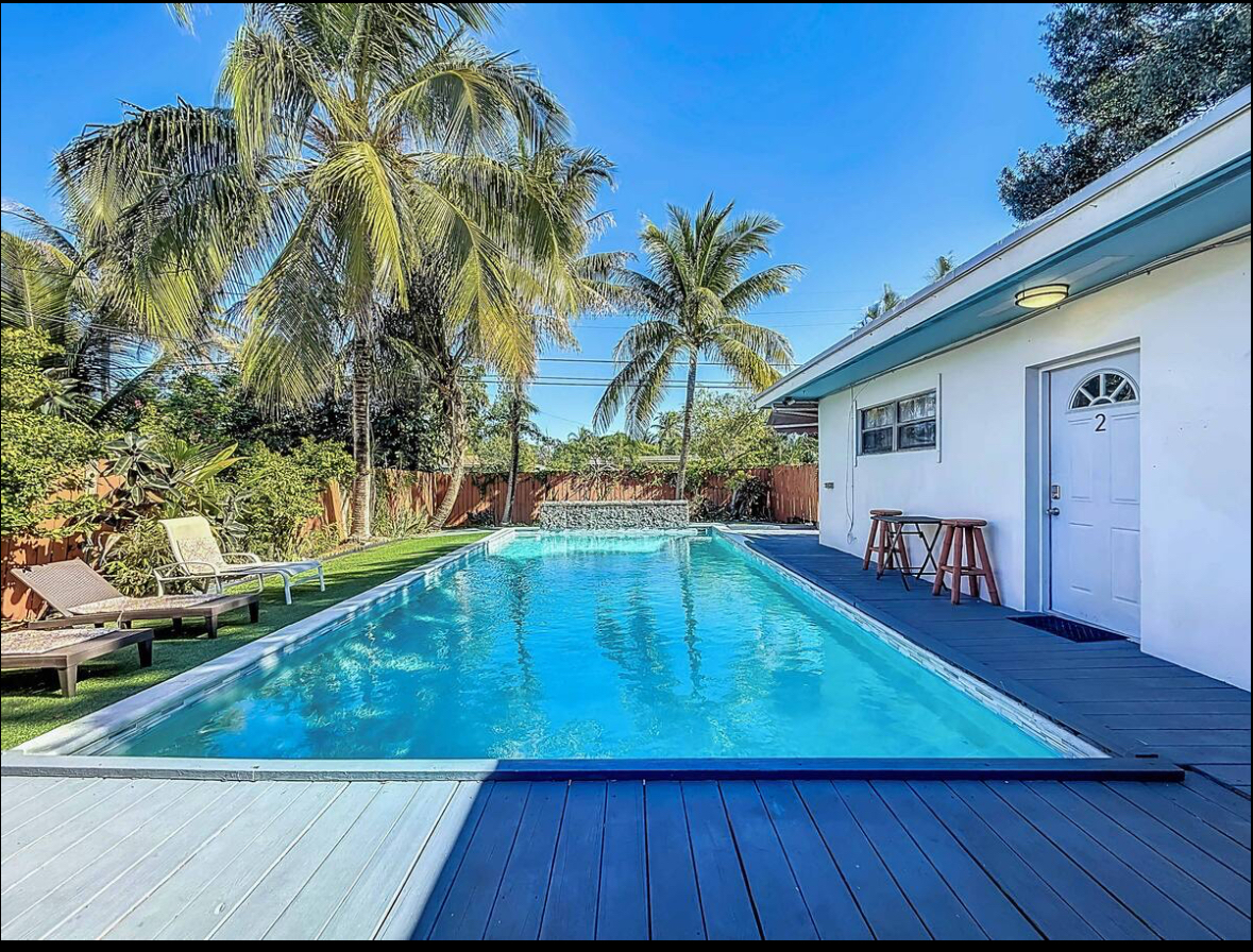 Cozy 3 bedroom 2 bath with beautiful pool.