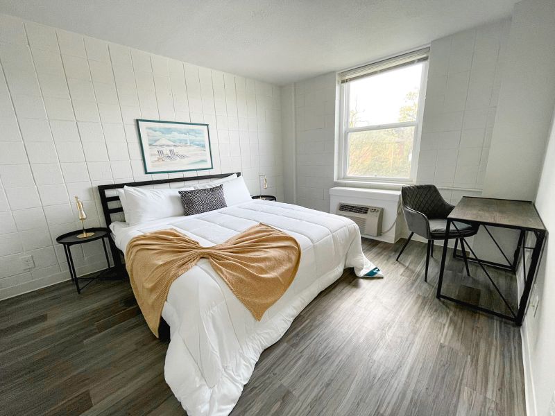 Vibrant 1BD/1BA Plus Gym - Downtown Cincinnati - Photo 10