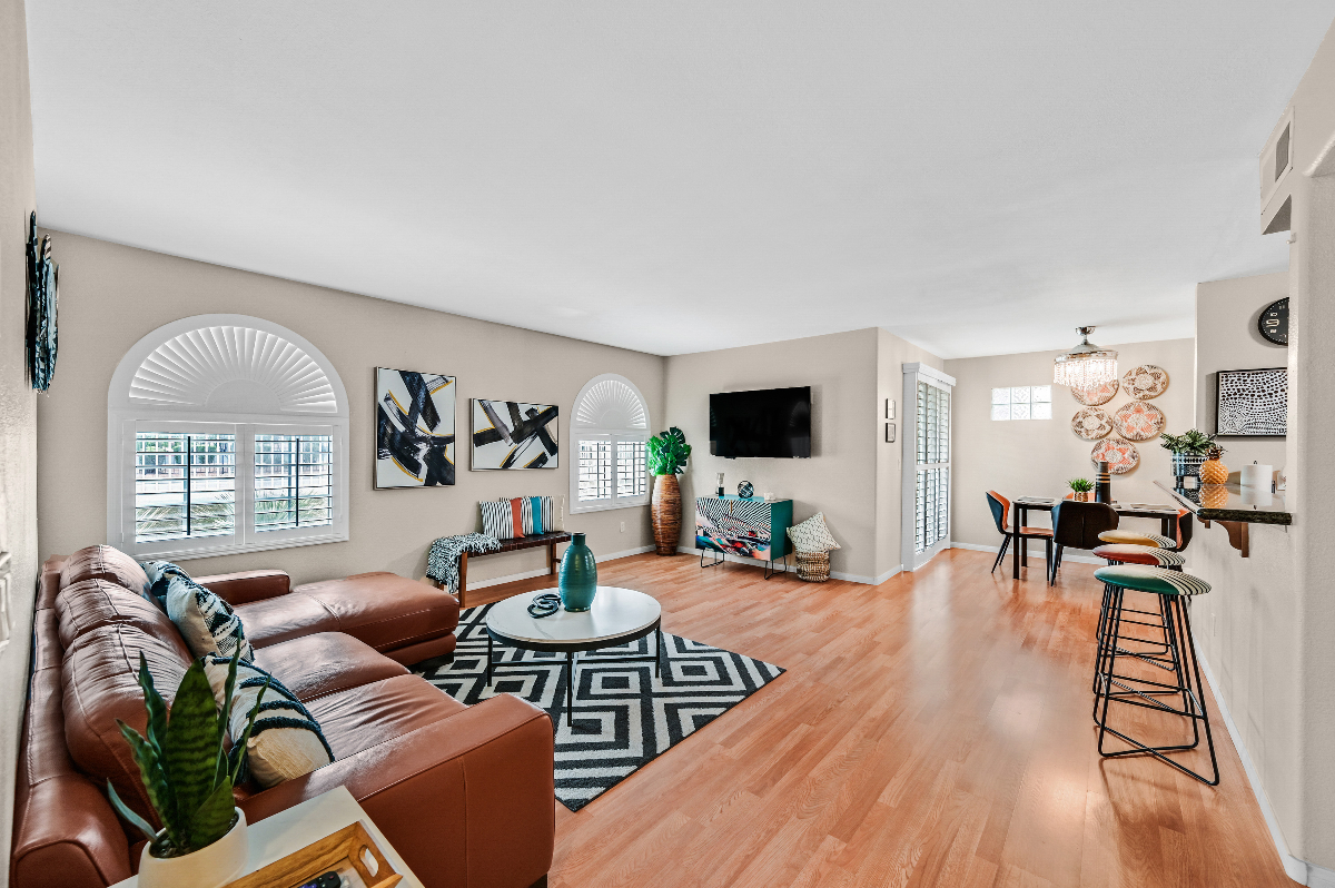 Beautiful 2 Bedroom 2 bath Condo
