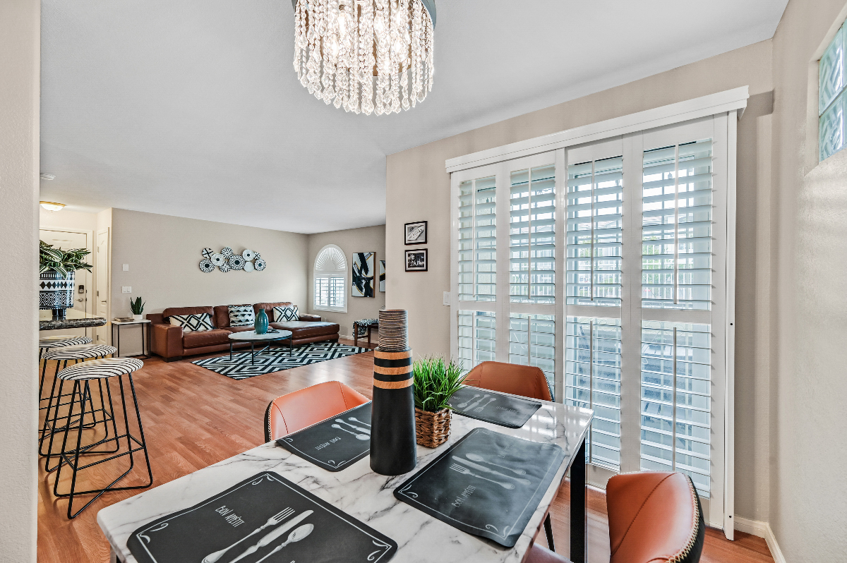 Beautiful 2 Bedroom 2 bath Condo - Photo 6