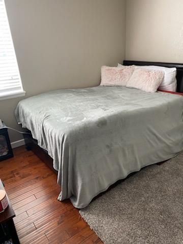 Cozy Corner Room with Shared Loft