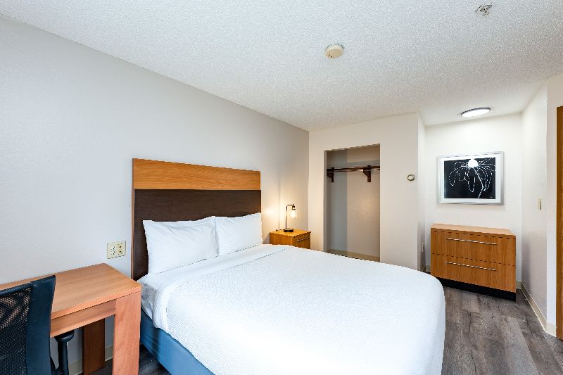 2 Bedroom