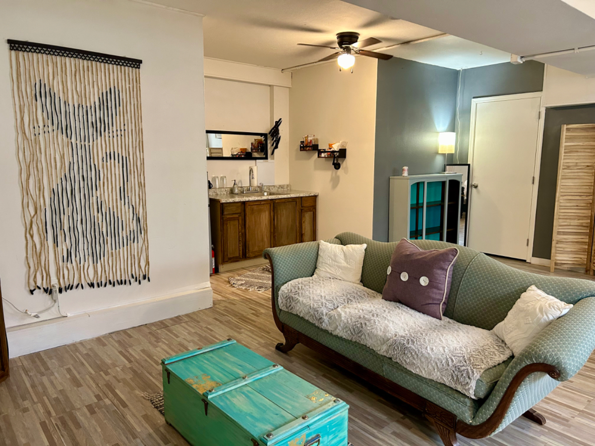 Secret haven studio garage apartment with pool