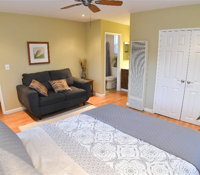 Lovely Townhouse, Fun Area - Photo 5