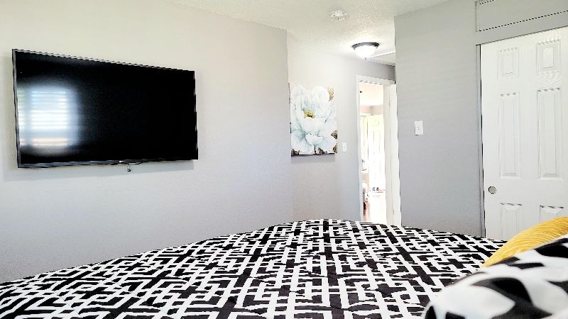 Denver (Z): 3Bdrm-3Bath: w/2car Garage; plus sofa bed; Pets OK; Near Park - Photo 10