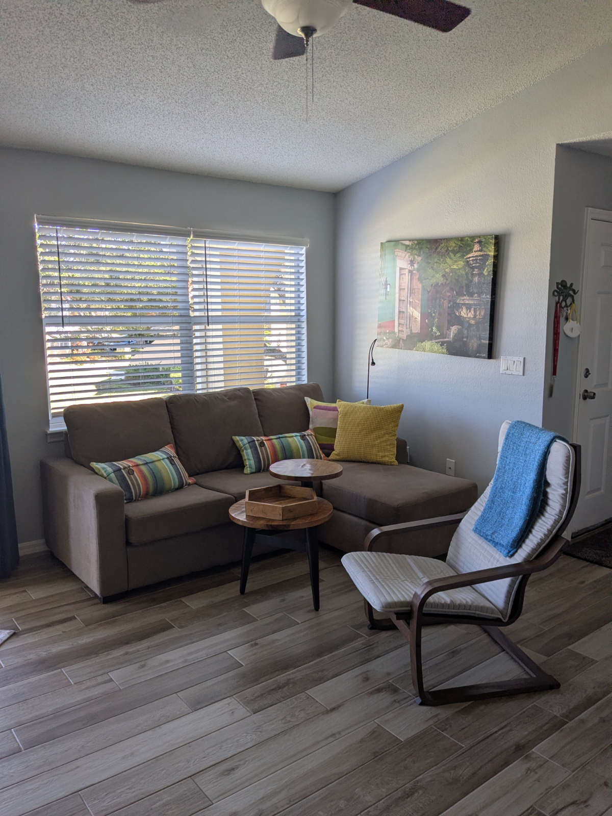 Quiet 1-bedroom condo in lush settings close to hospitals - Photo 12
