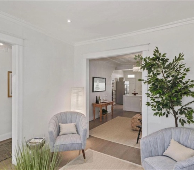 4 Br/3Ba Rowhouse just minutes from Hospitals! - Photo 2