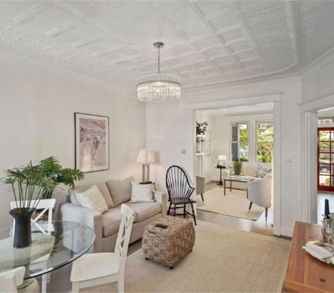 4 Br/3Ba Rowhouse just minutes from Hospitals! - Photo 3