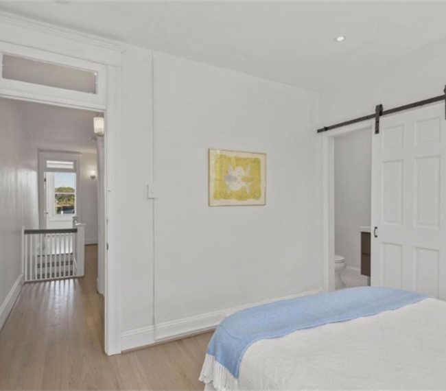 4 Br/3Ba Rowhouse just minutes from Hospitals! - Photo 4